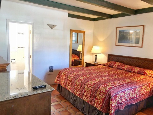 Ala Mar di Tepian Laut image 31